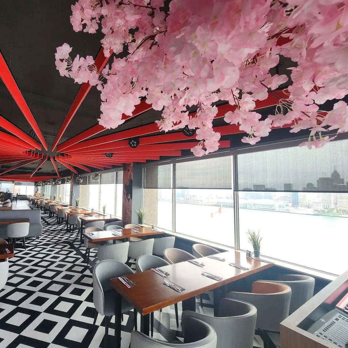 Vibe, Republik Asian Eatery And Bar - Windsor