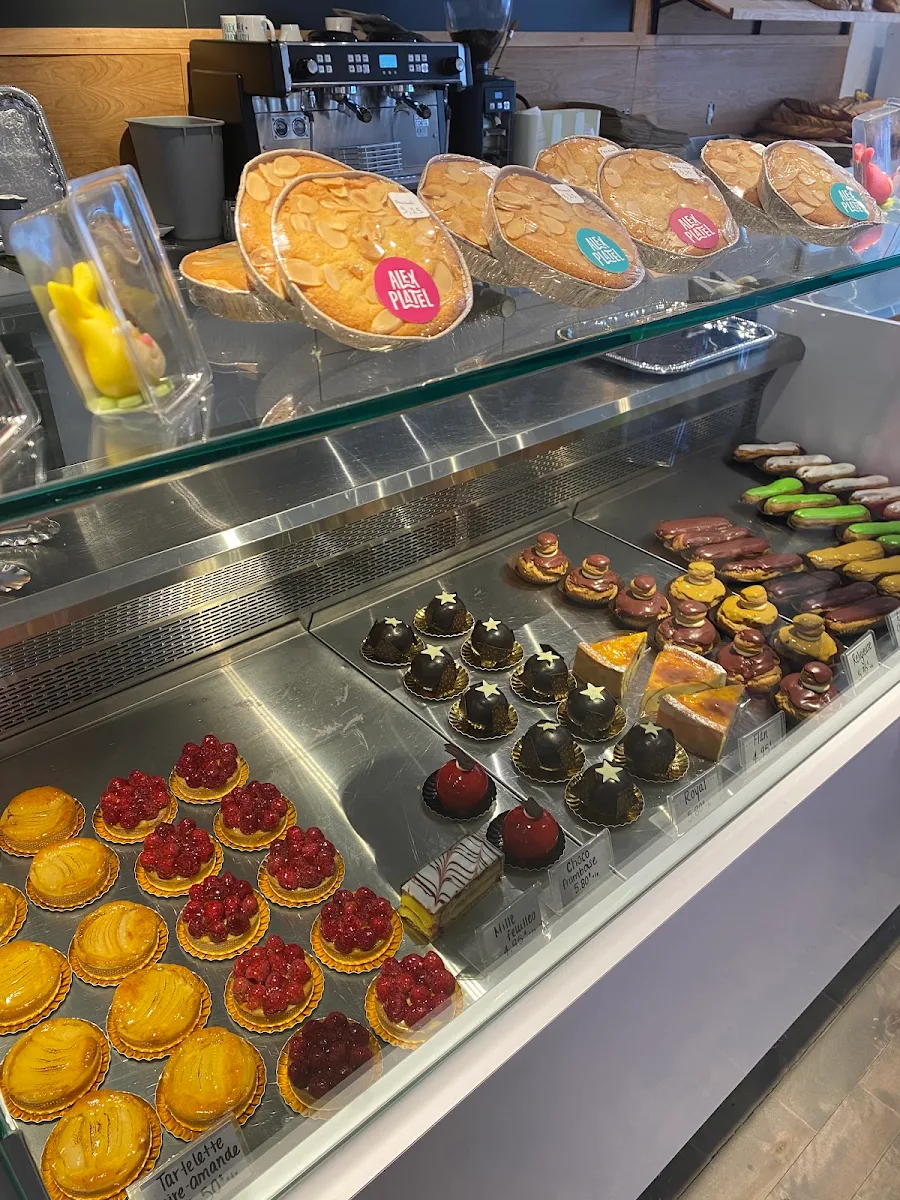 Vibe, Pâtisserie Alex Platel (Westmount)