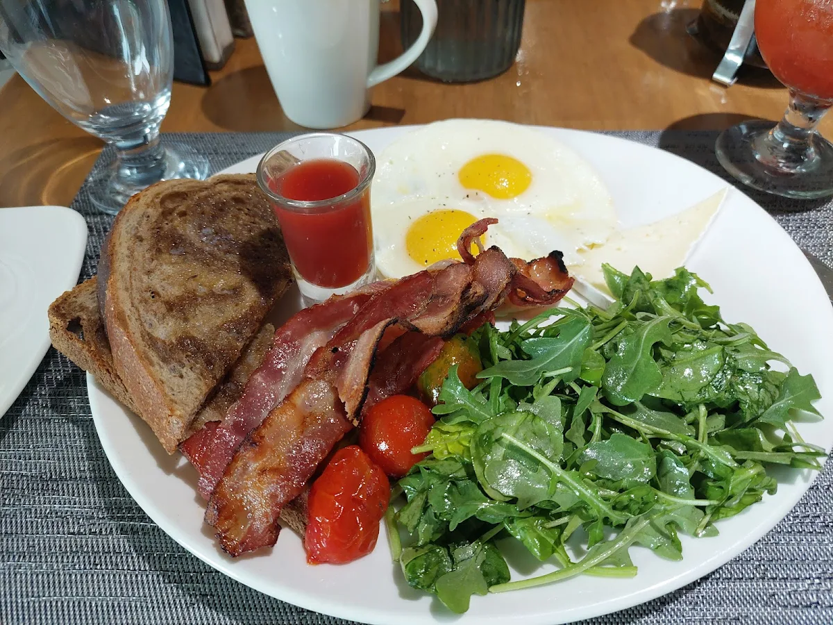 Food & drink photo 9