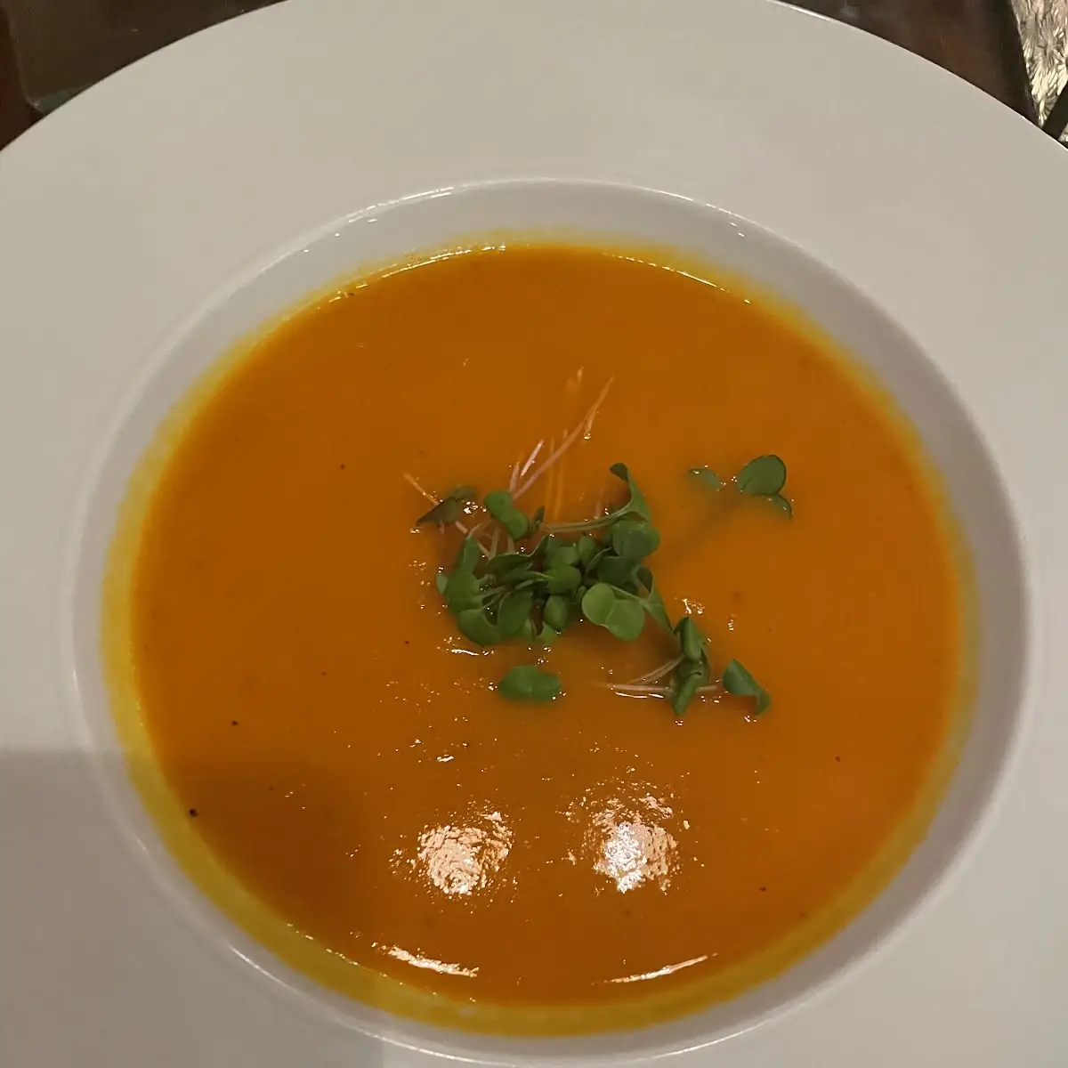 Food & drink, Zees Wine Bar & Grill