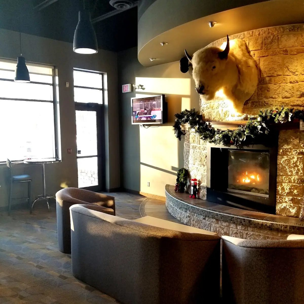 Vibe, Fire & Water Bistro at Buffalo Point