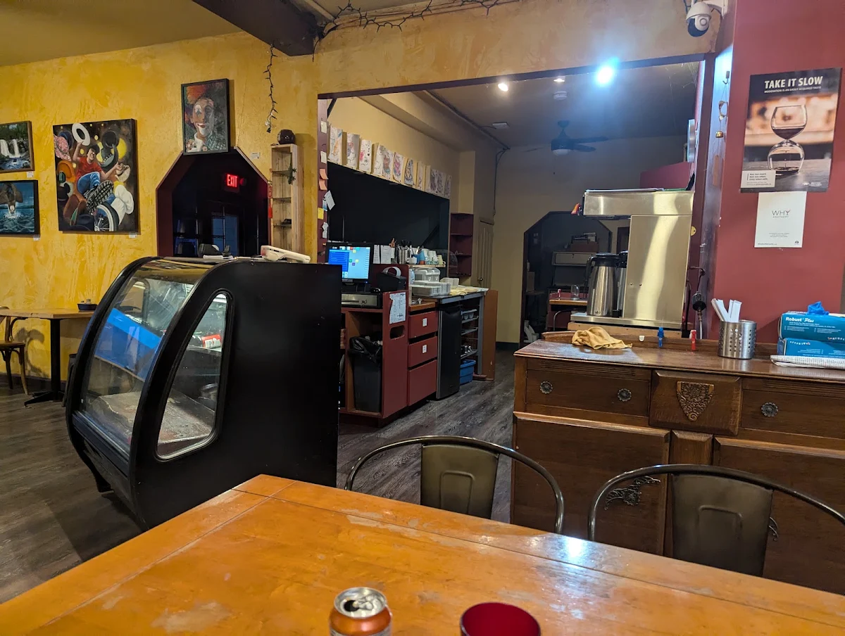 Vibe, Dumpling House Williams Lake