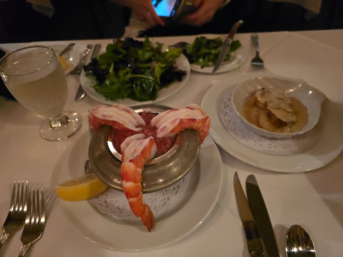Food & drink, Bardi's Steak House