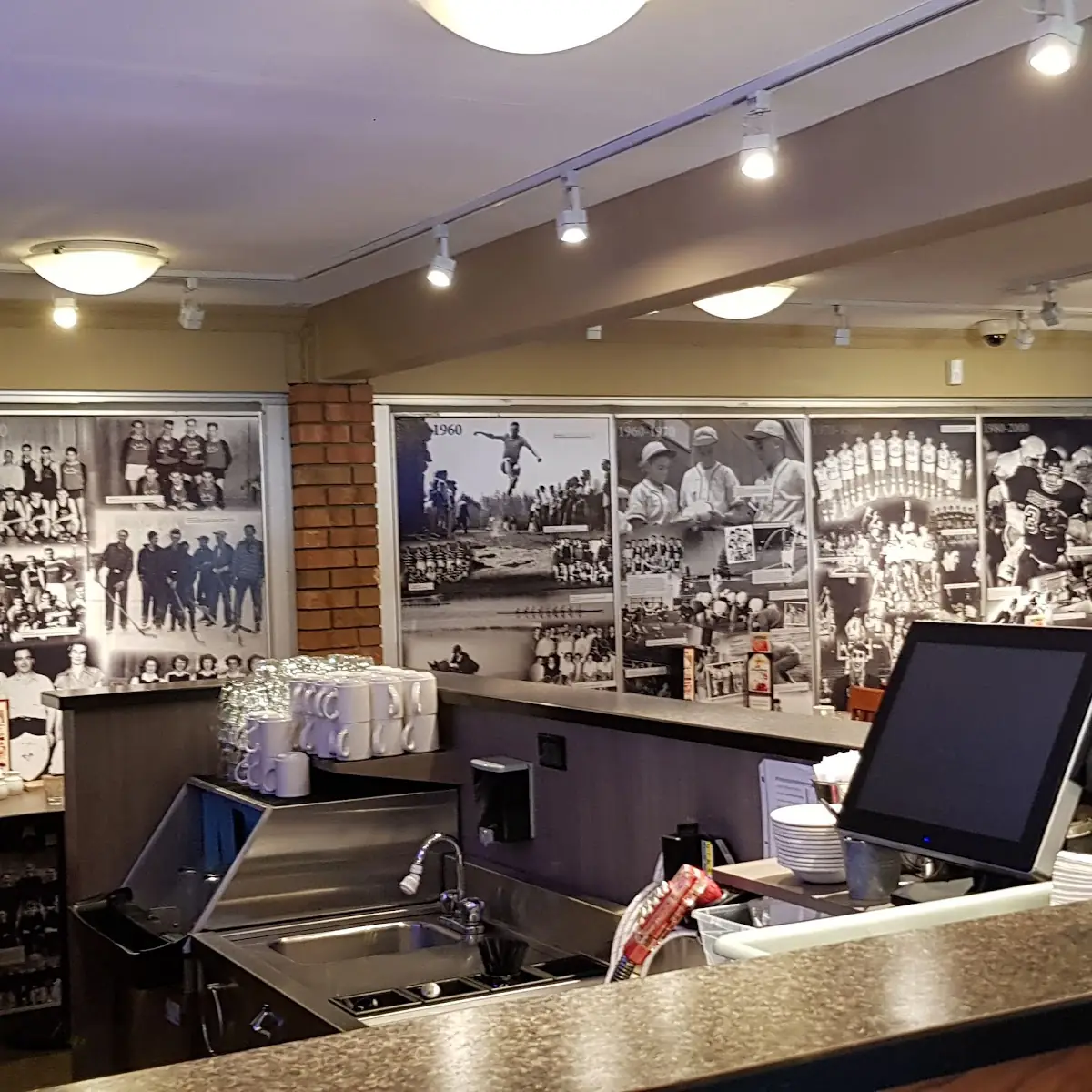Vibe, Ricky's Country Restaurant - Abbotsford