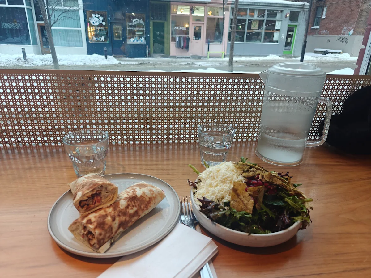Food & drink, Café chez Téta