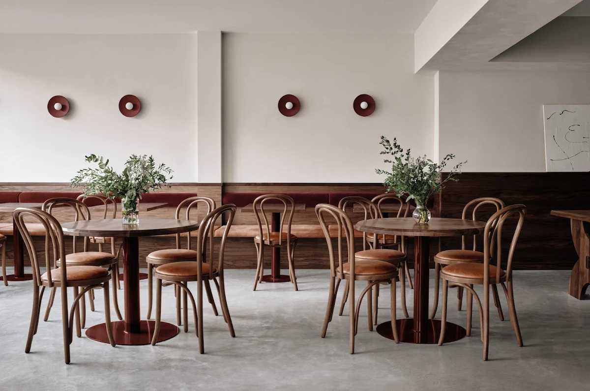 Vibe, Café chez Téta