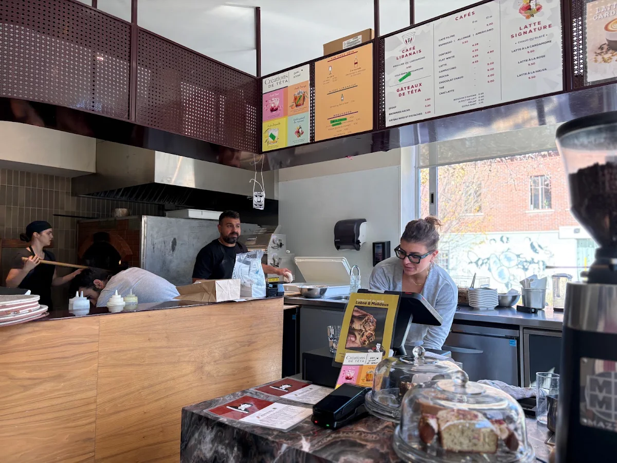 Vibe, Café chez Téta