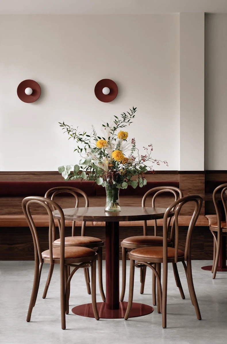 Vibe, Café chez Téta
