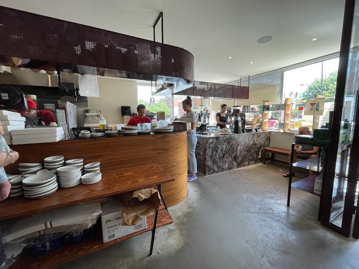 Vibe, Café chez Téta