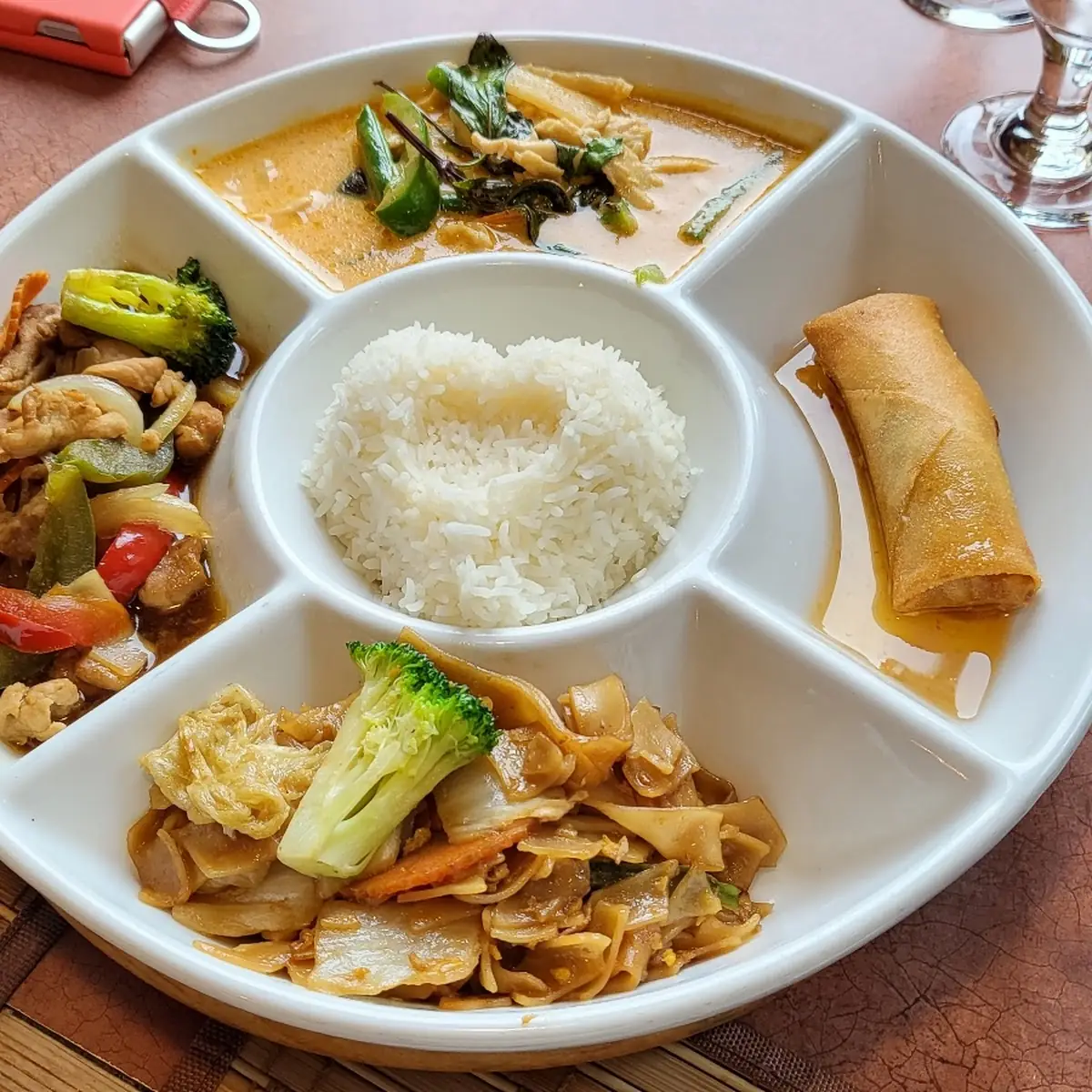 Food & drink, Thum's Kitchen