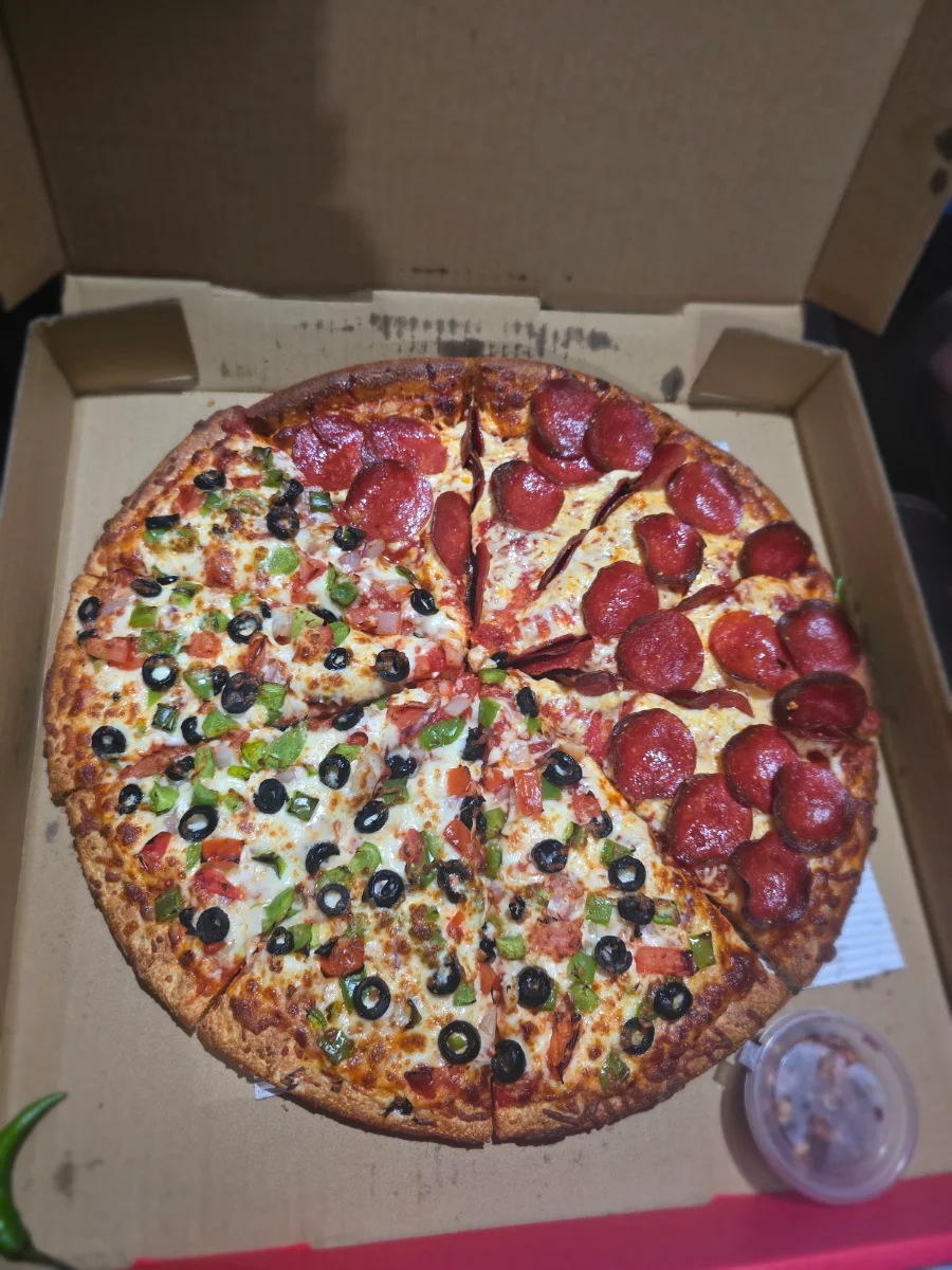 Food & drink, Pizza 64 Maple Ridge