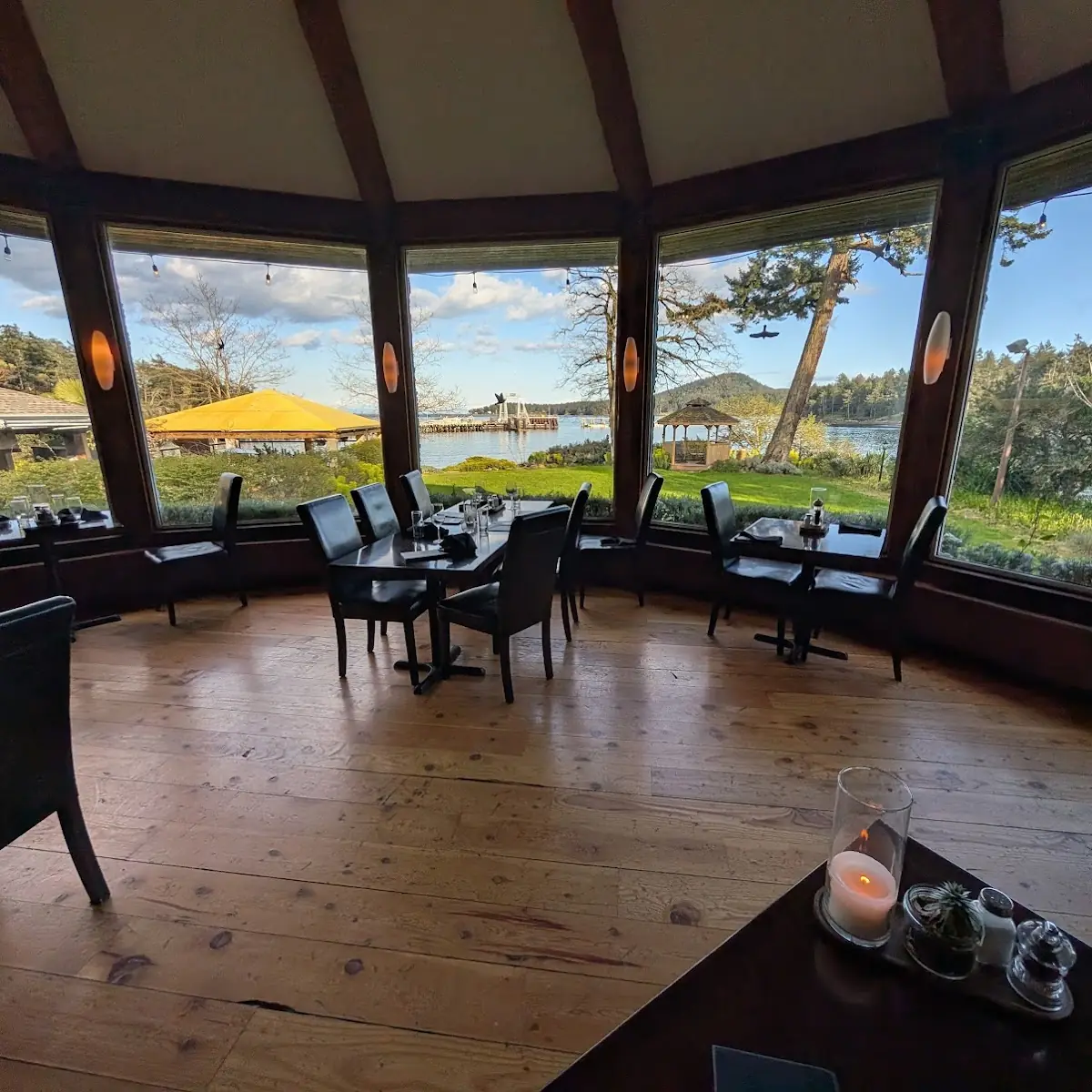 Vibe, Atrevida Restaurant