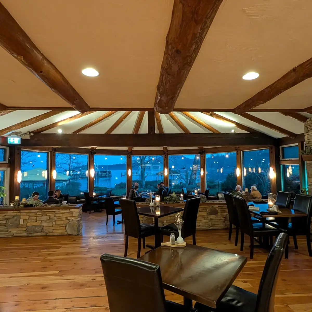 Vibe, Atrevida Restaurant