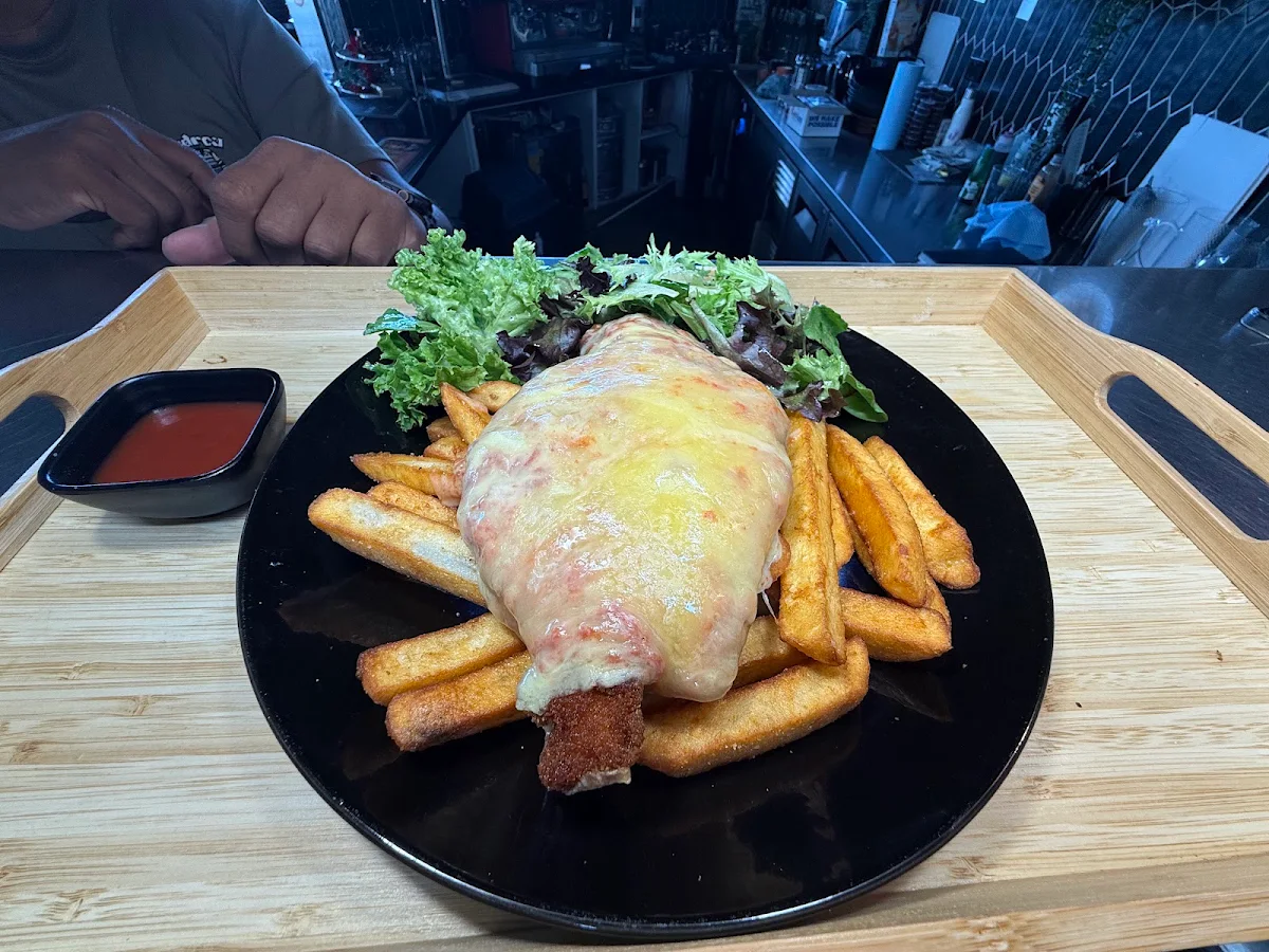 Food & drink, The Grand Monarque