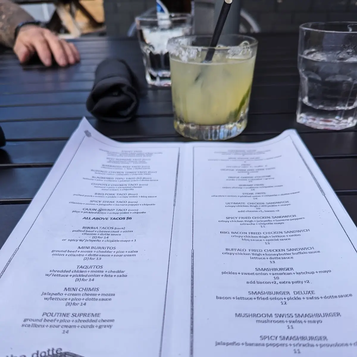 Menu, the dotte
