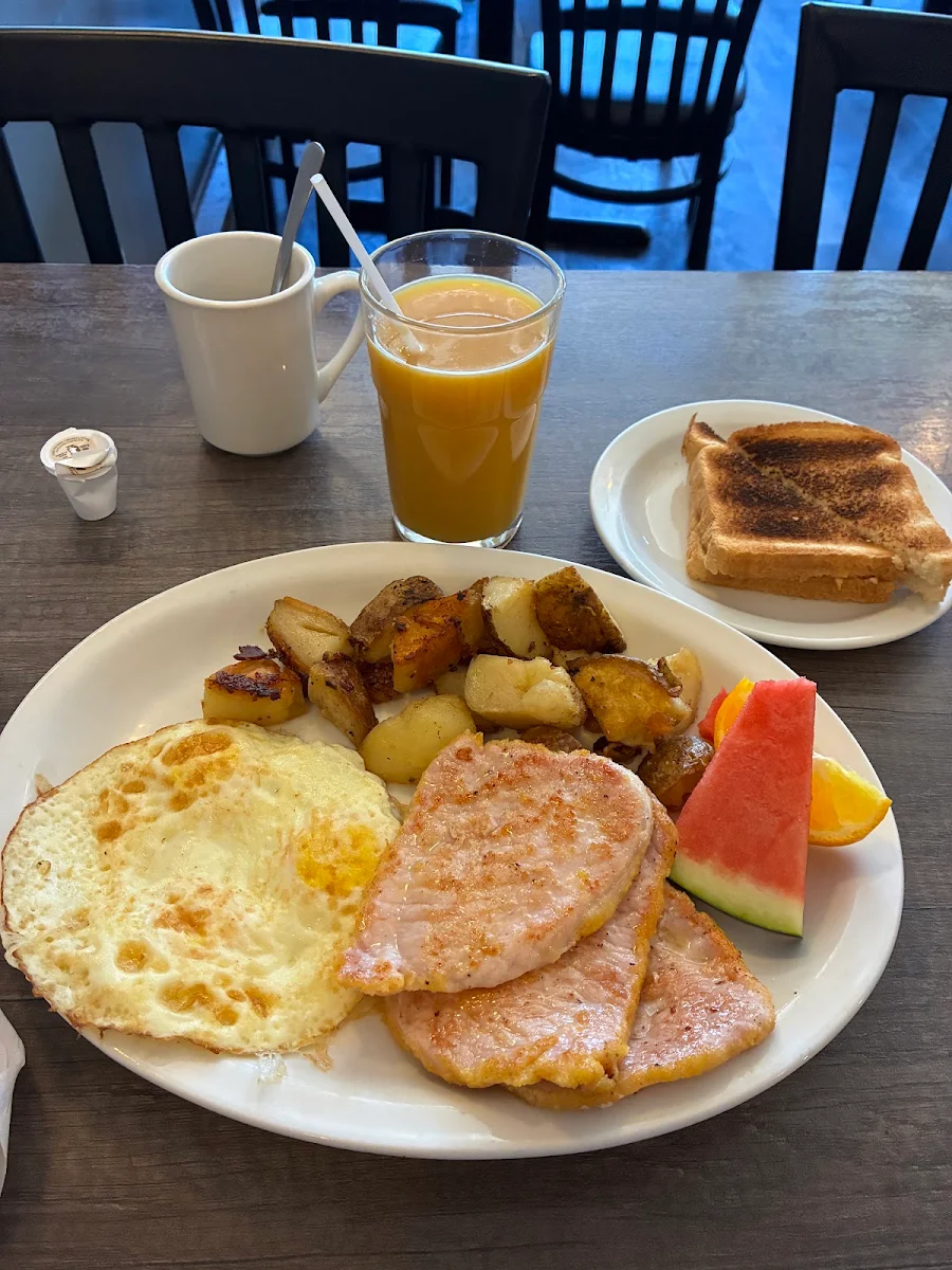 Food & drink, Phil's Family Restaurant