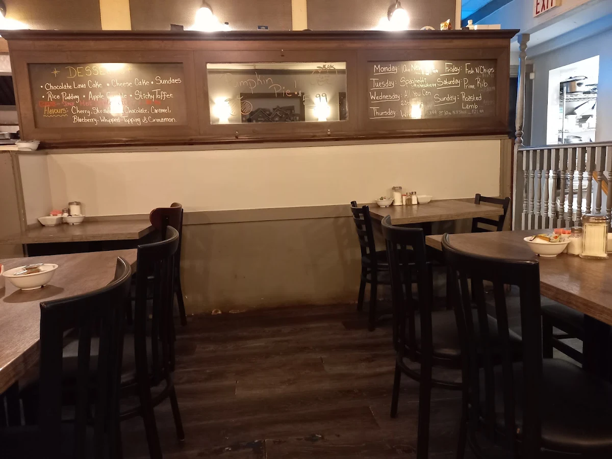 Vibe, Phil's Family Restaurant