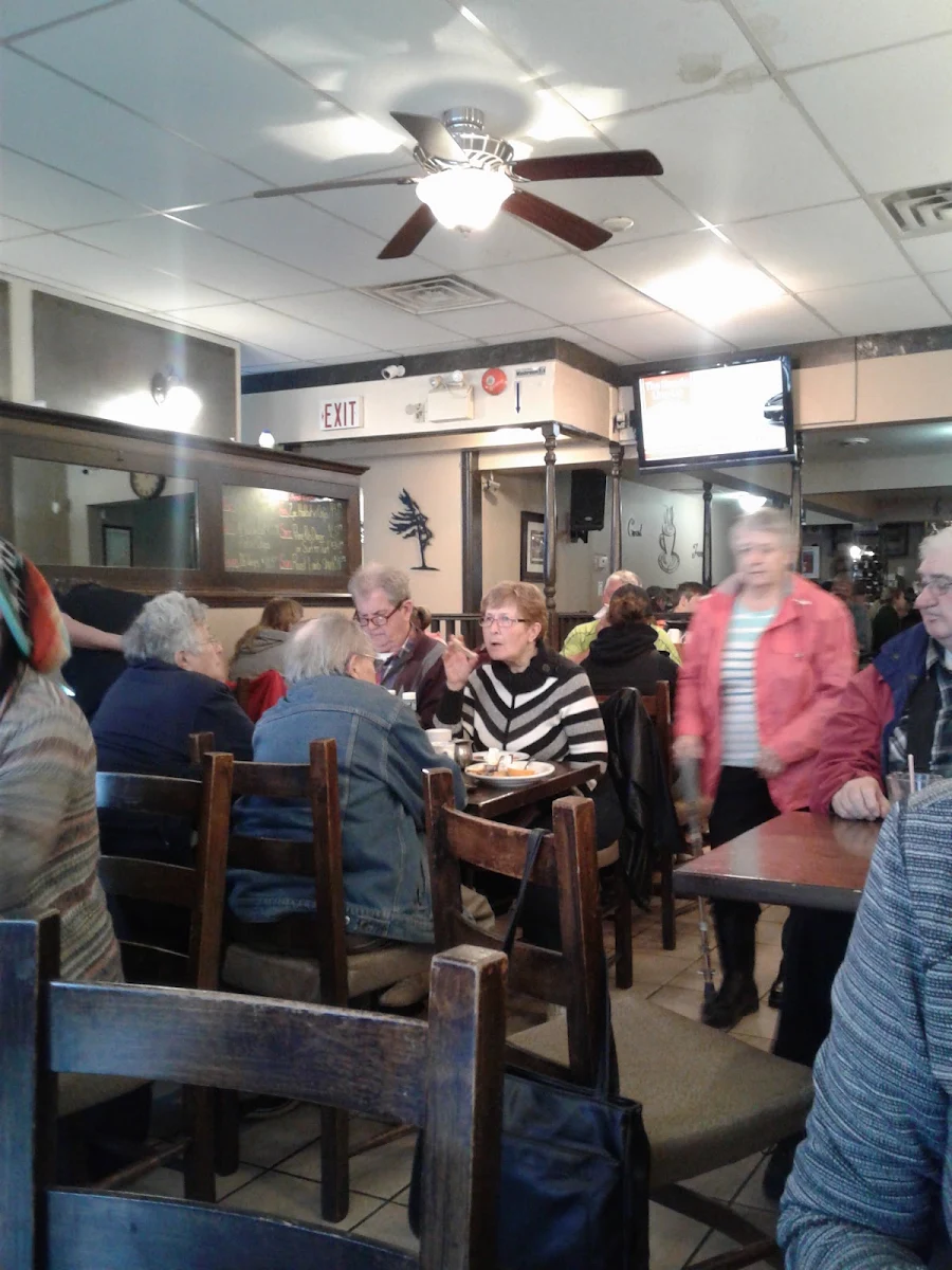 Vibe, Phil's Family Restaurant