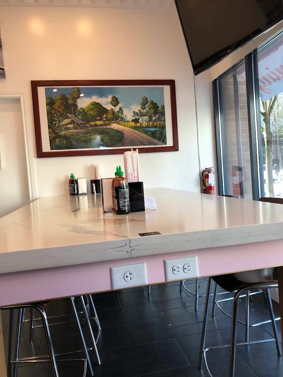 Vibe, Pho Khanh Express (Beatty)