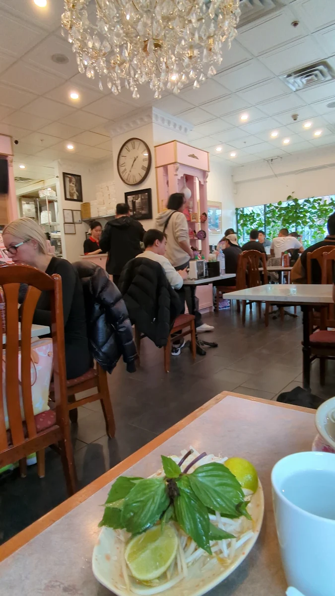 Vibe, Pho Khanh Express (Beatty)