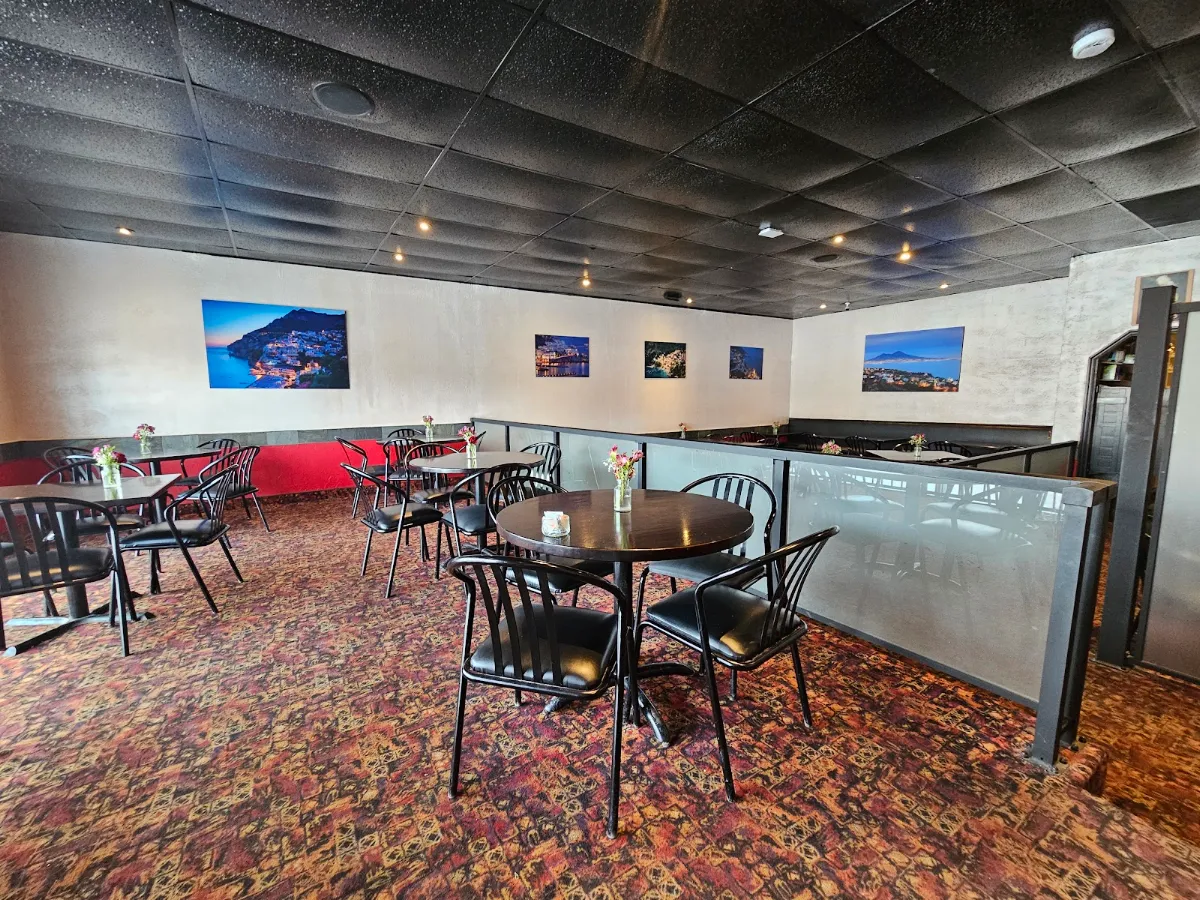 Vibe, Paradise Restaurant