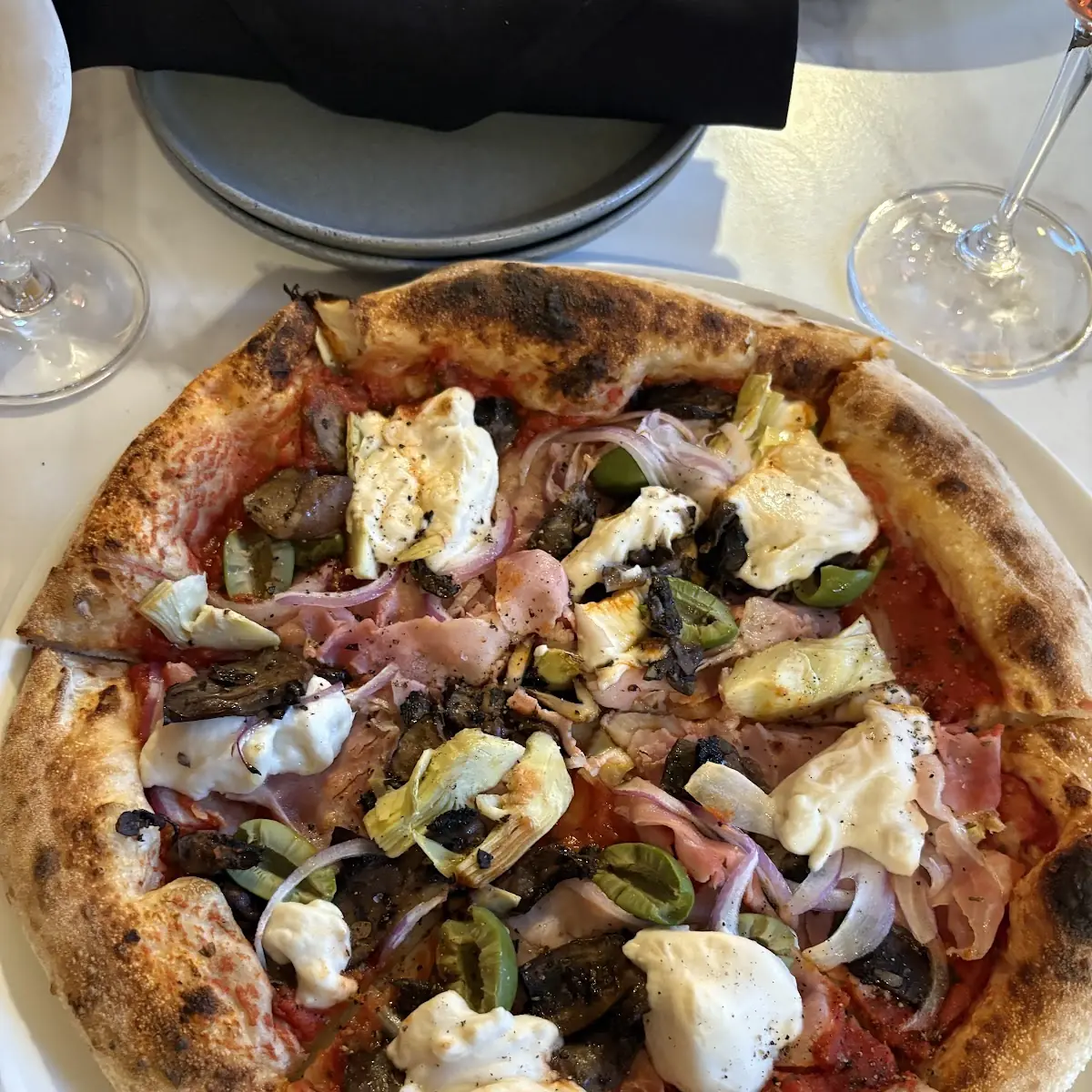 Food & drink, FARO Pizza