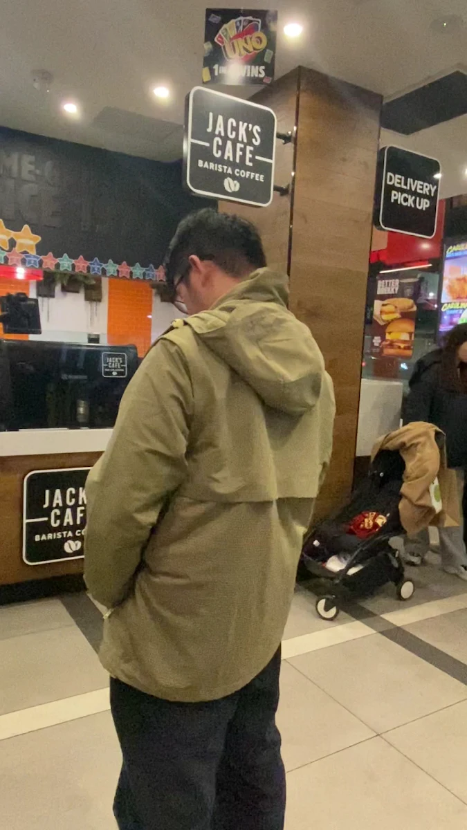Vibe, Hungry Jack's Burgers La Trobe