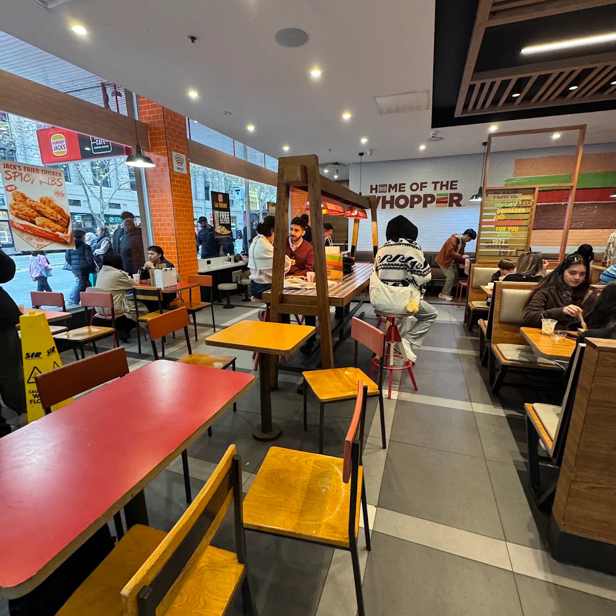 Vibe, Hungry Jack's Burgers La Trobe
