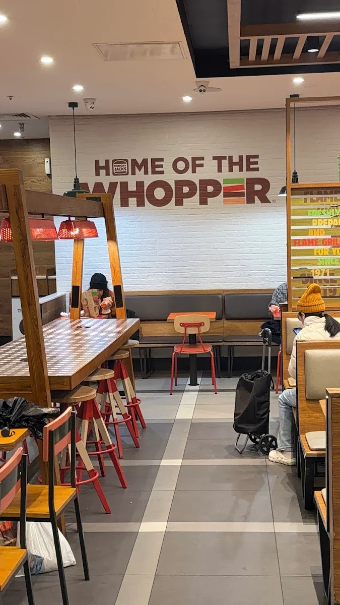 Vibe, Hungry Jack's Burgers La Trobe