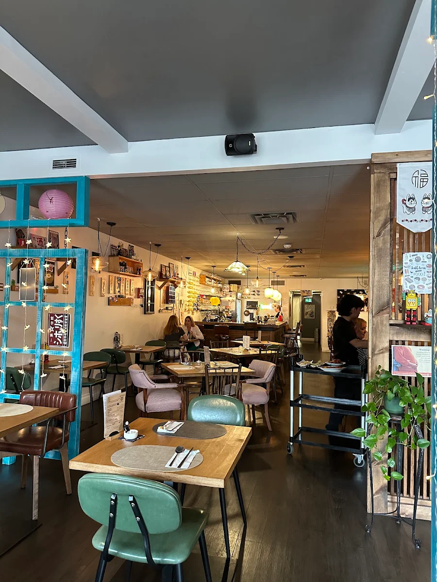 Vibe, TORA Sushi Paris (호랑이식당)