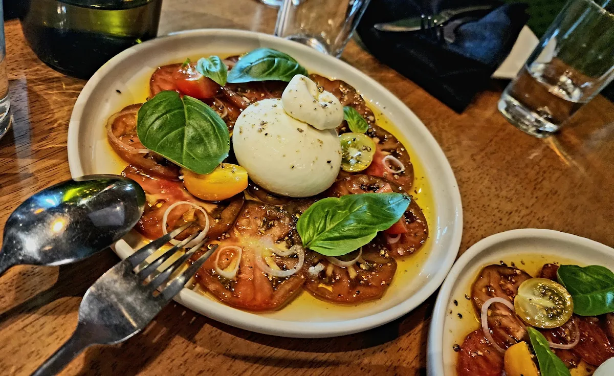 Food & drink, Mother Vine