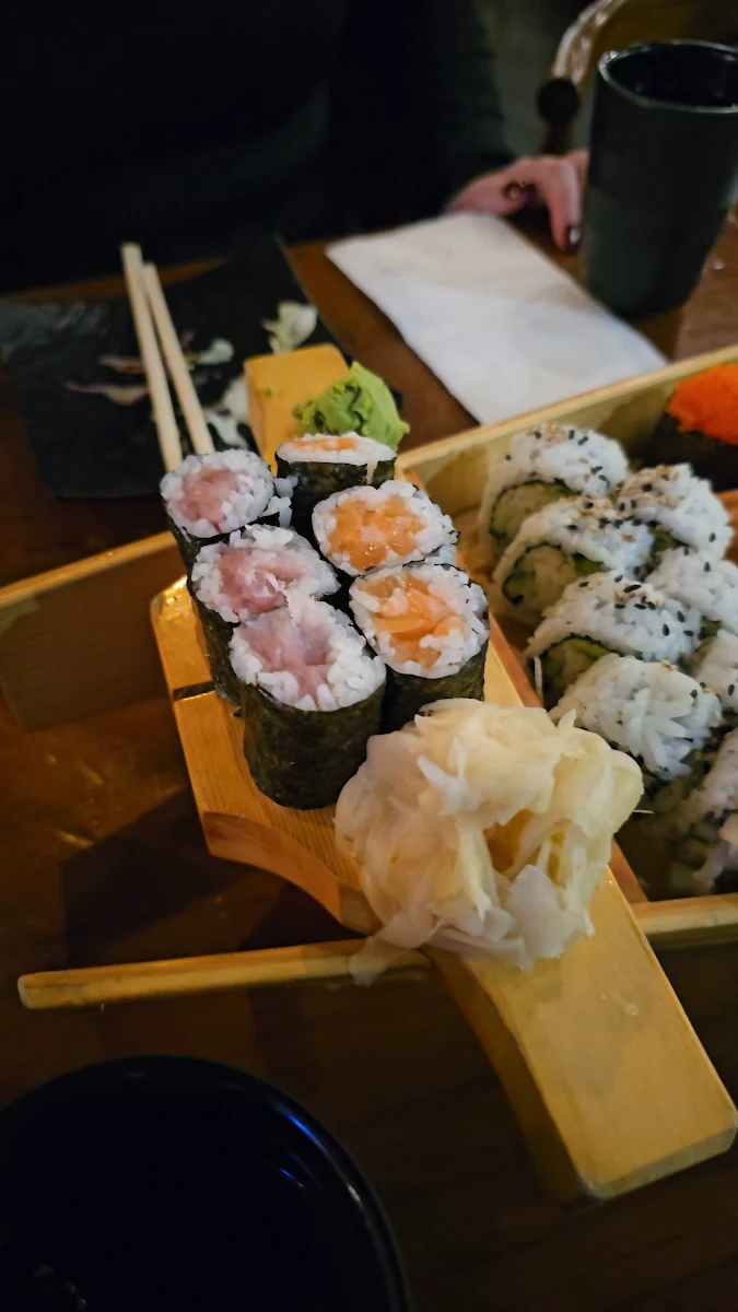 Food & drink, Sushi California