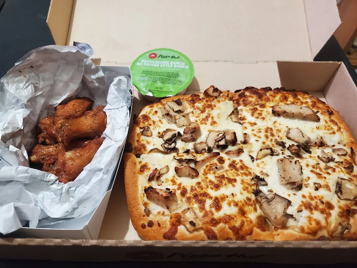 Food & drink, Pizza Hut