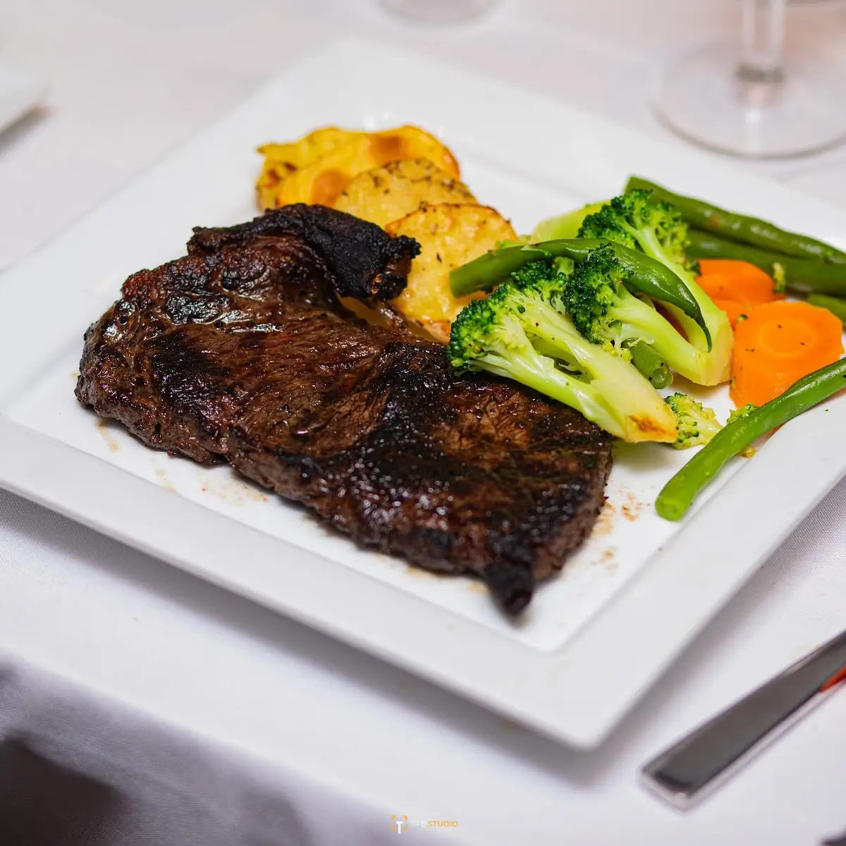 Food & drink, La Contessa Ristorante