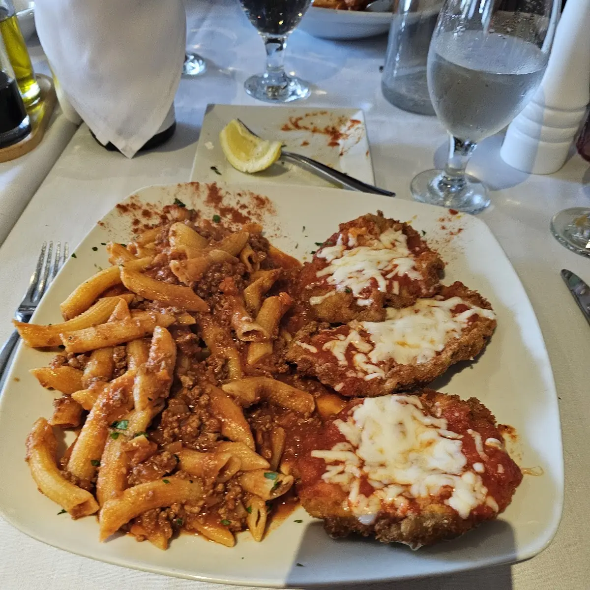 Food & drink, La Contessa Ristorante