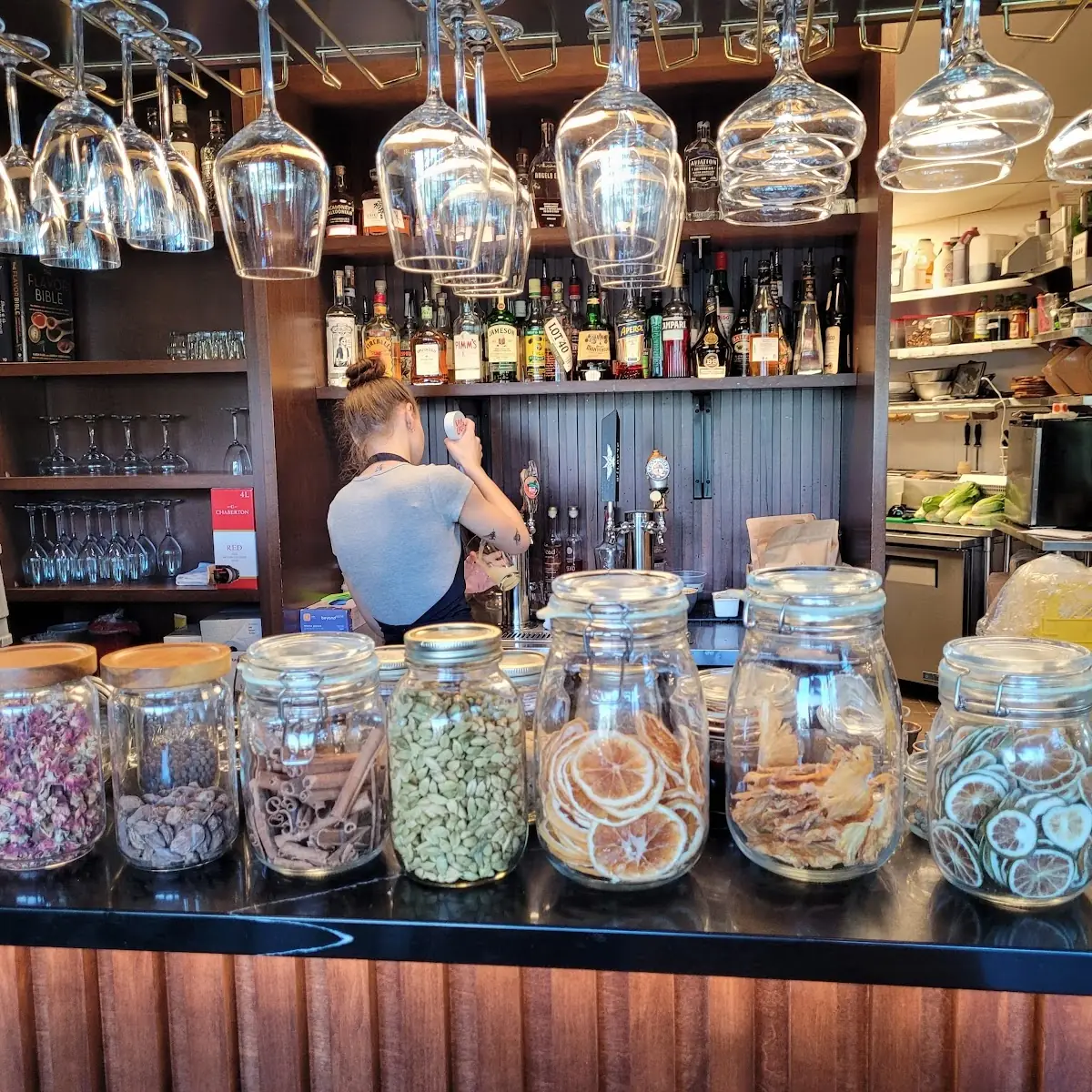 Vibe, The Table Bistro
