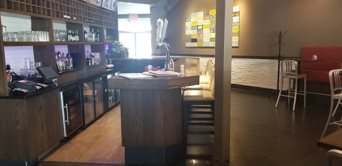 Vibe, Gabriel Pizza