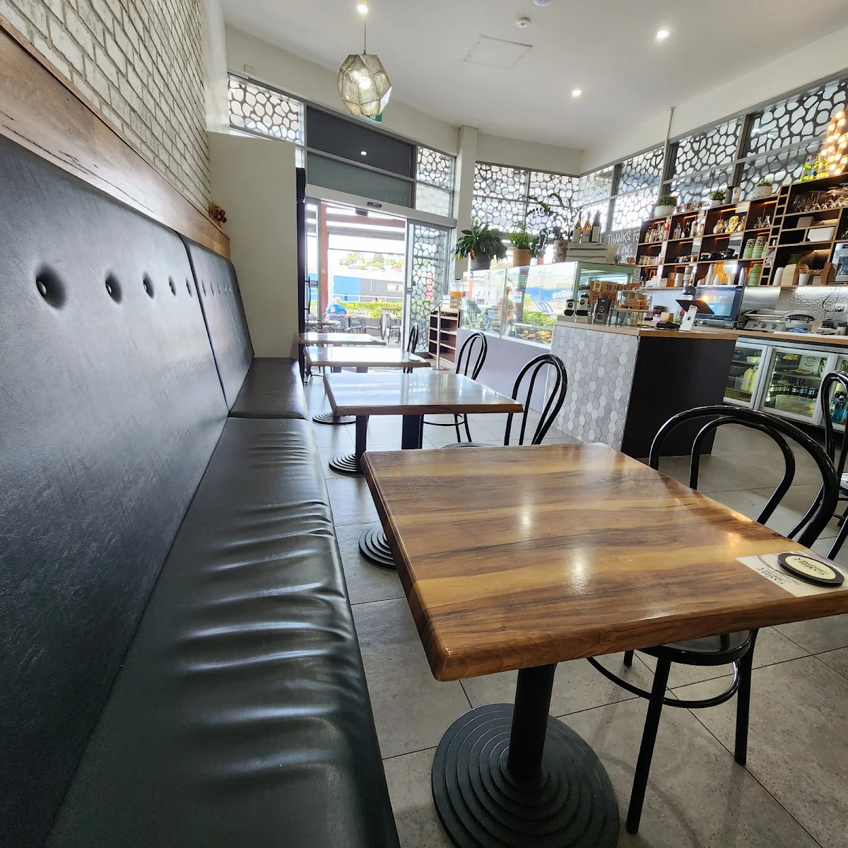 Vibe, Gamble & Brown Cafe