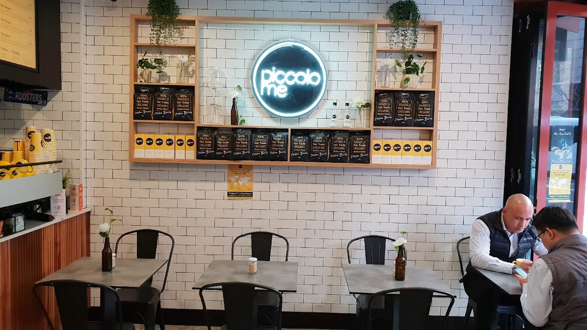 Vibe, Piccolo Me, 80 Elizabeth St