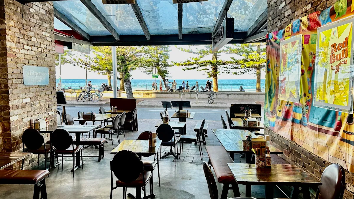 Vibe, Mex & Co Manly