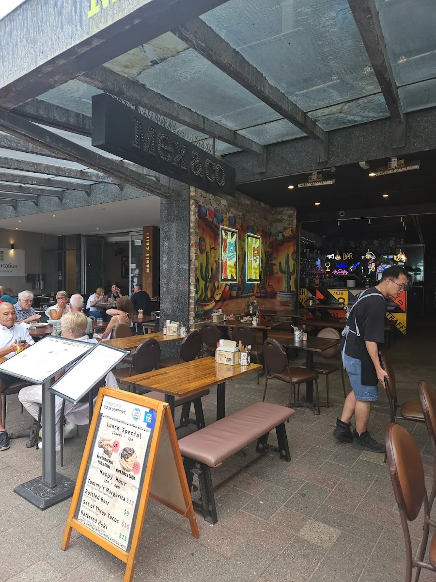 Vibe, Mex & Co Manly