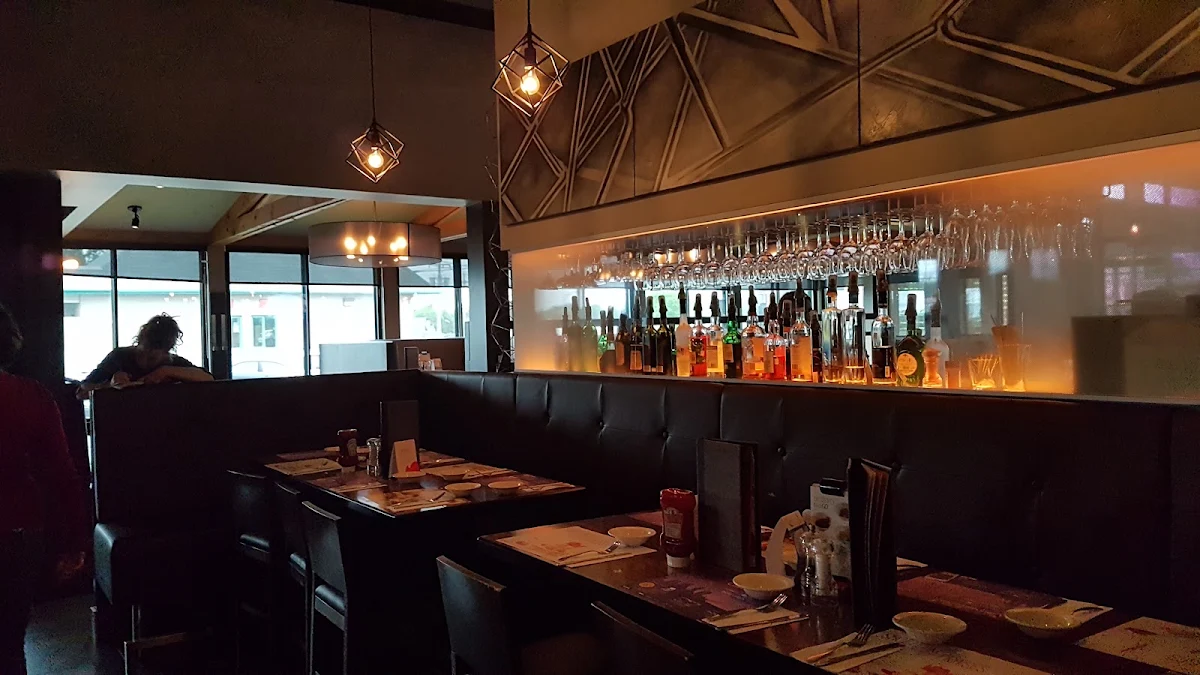 Vibe, Express St-Hubert