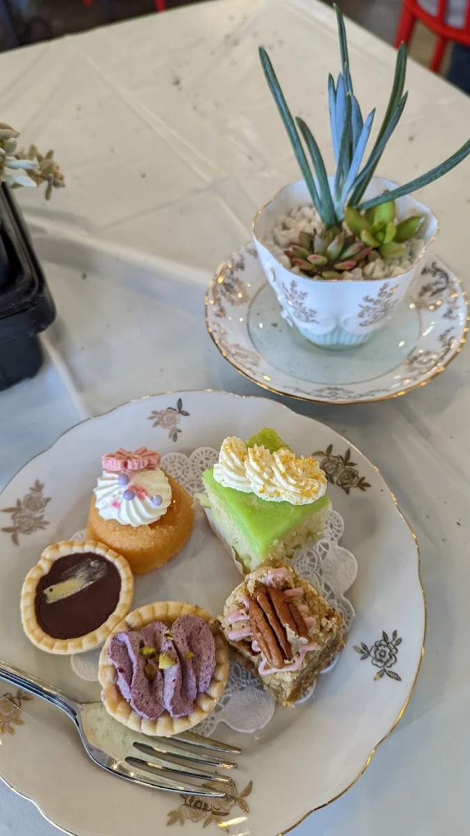 Food & drink, Queen of Hearts Tea House