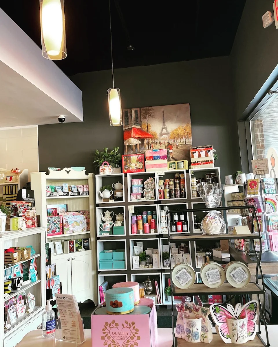 Vibe, Queen of Hearts Tea House