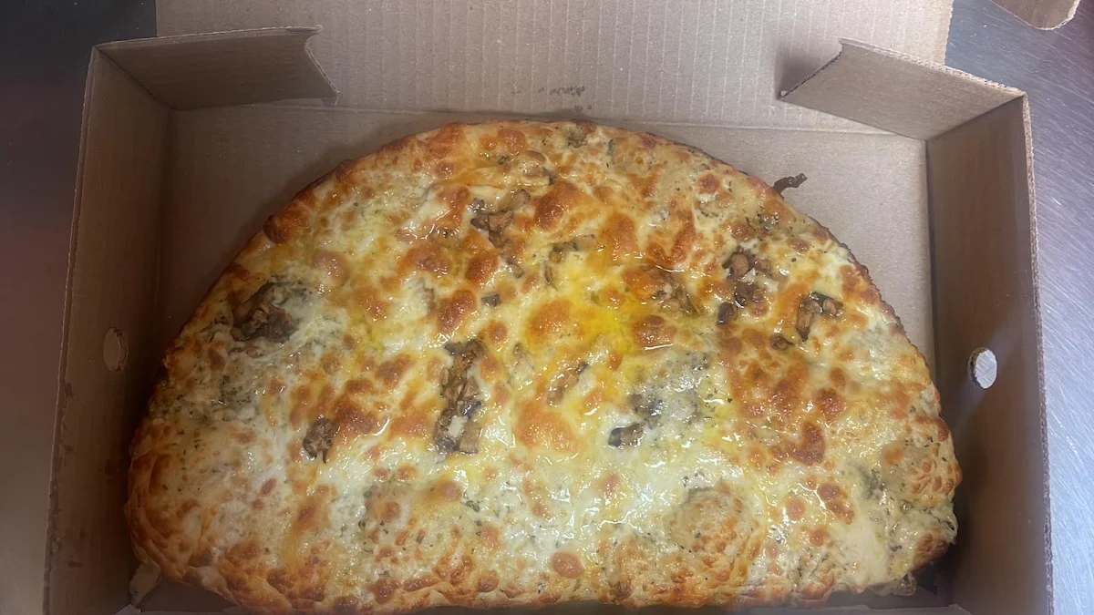 Food & drink, Pizza Pizza