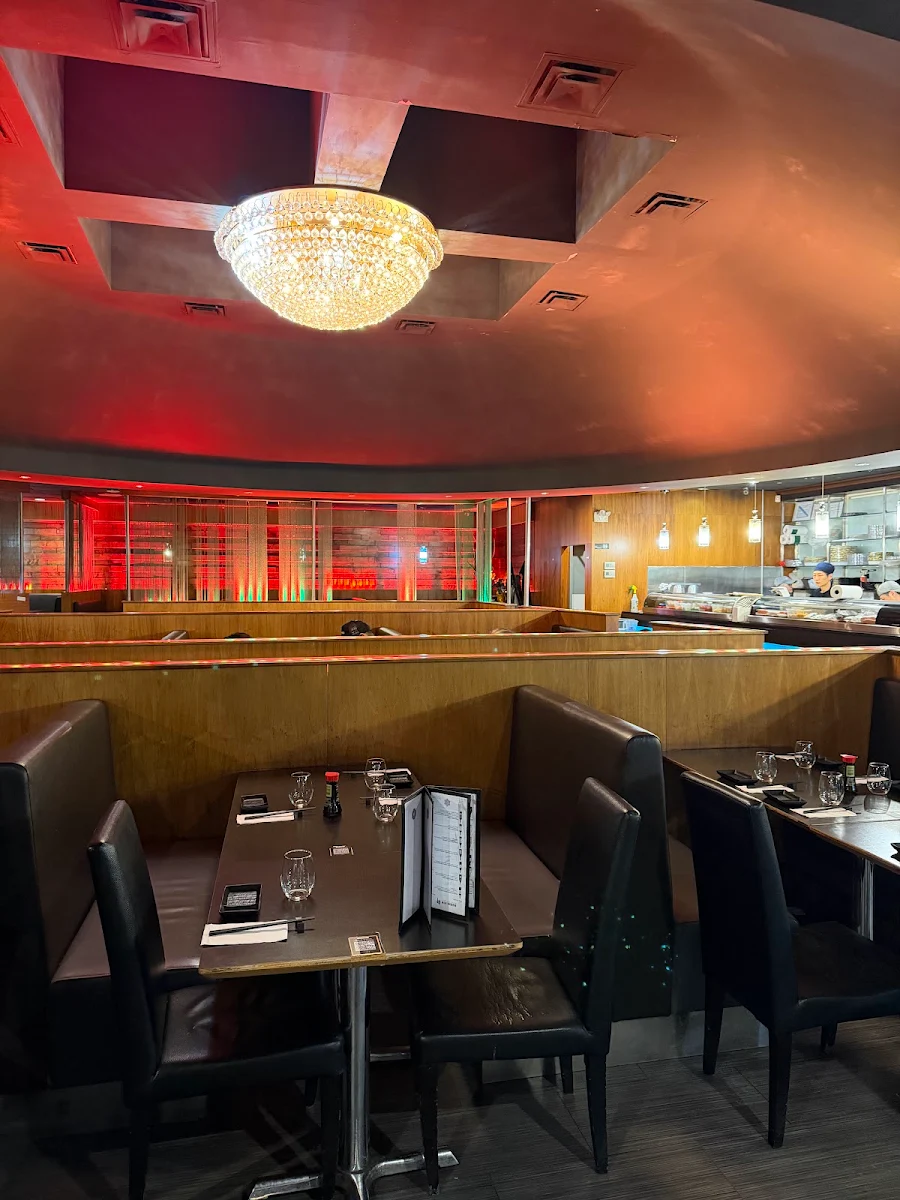 Vibe, Sushi Hin