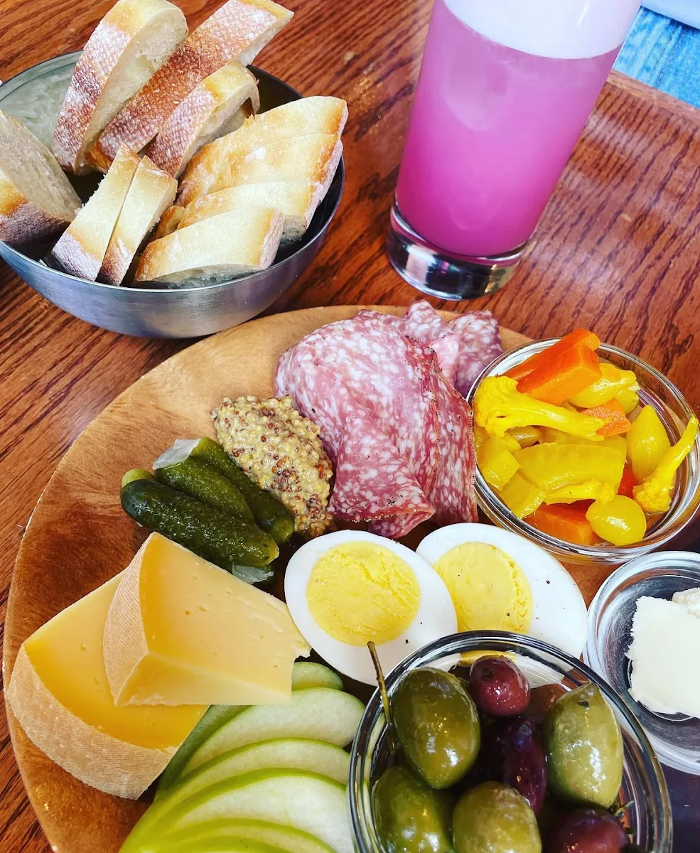 Food & drink, Bijoux Bar