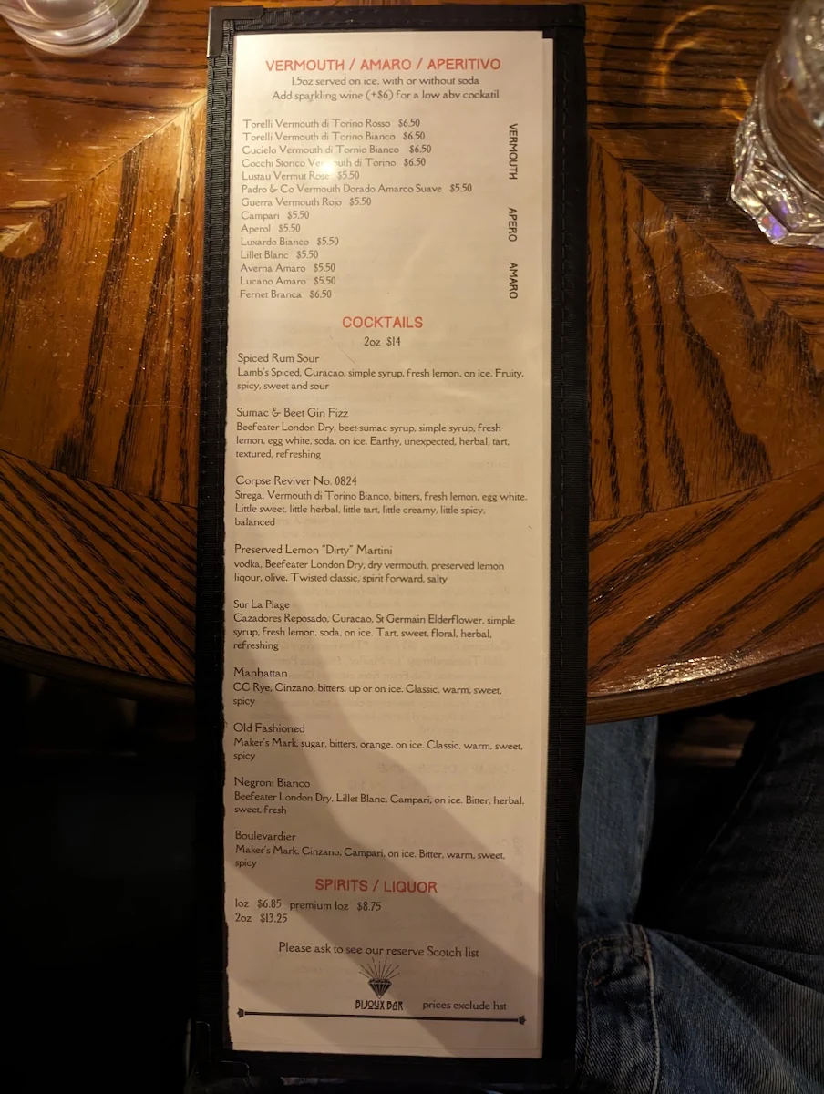 Menu, Bijoux Bar