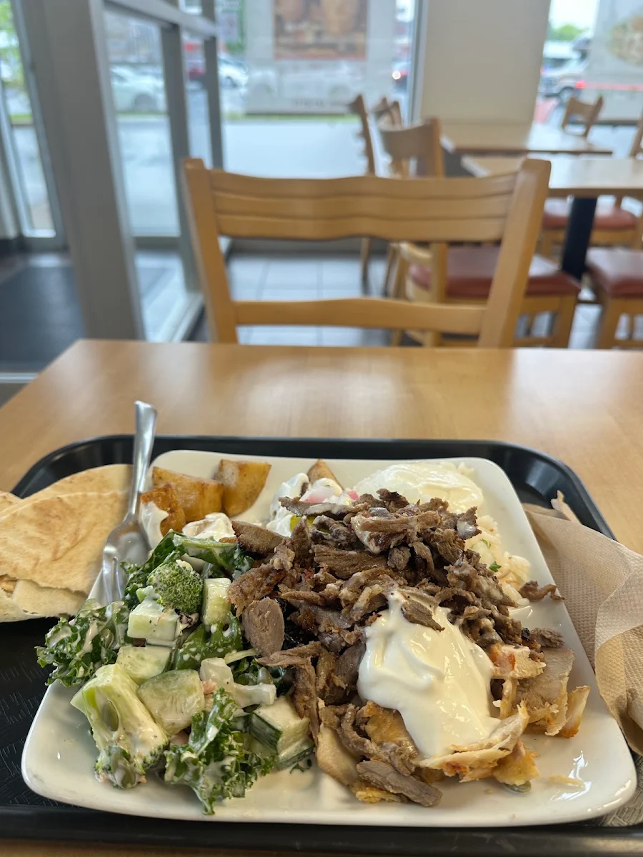 Food & drink, Restaurant Taouk