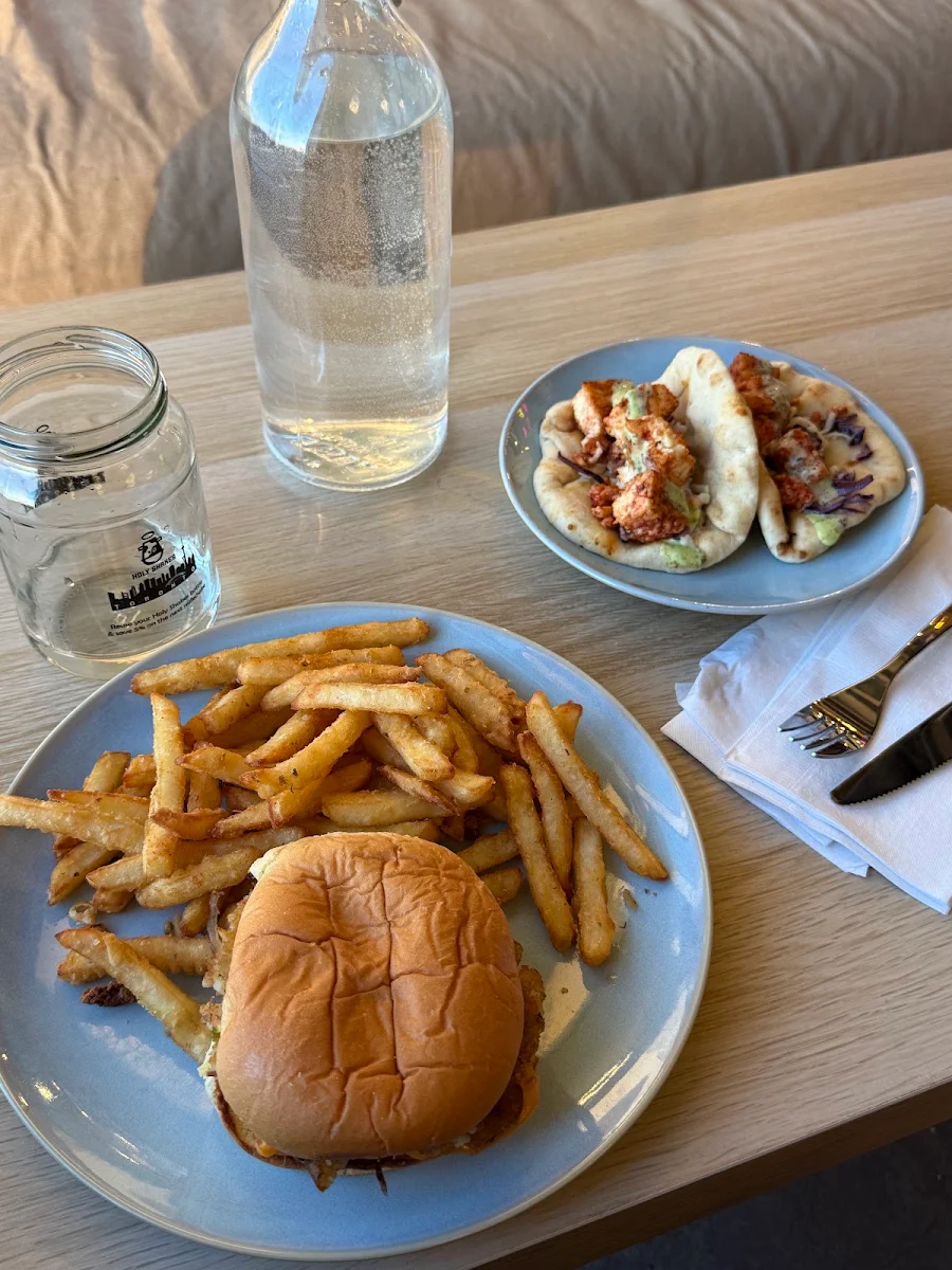Food & drink, Holy Shakes Café. Dessert. Eatery.